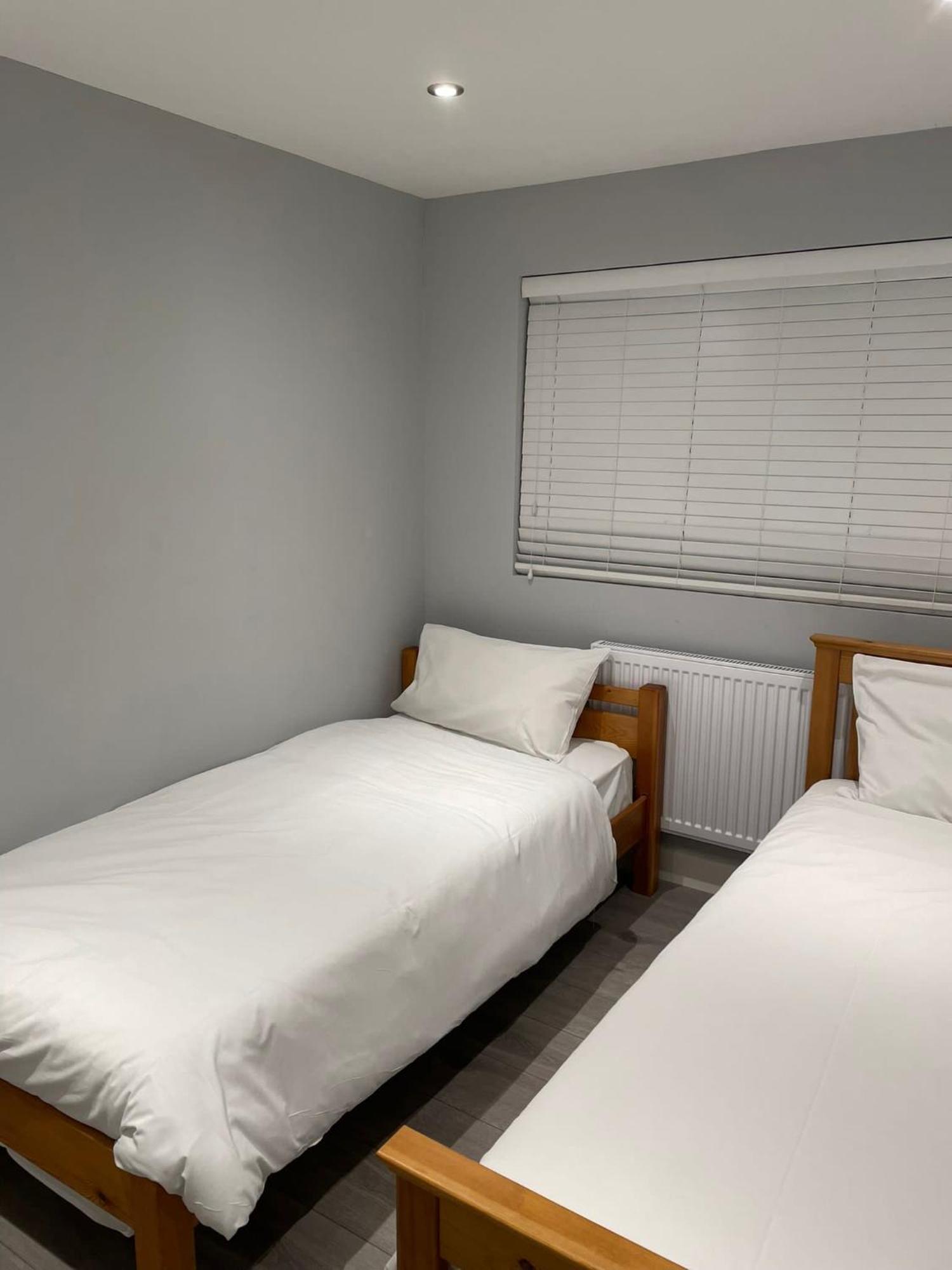 Vale Nky Apartment Rooms London Eksteriør bilde